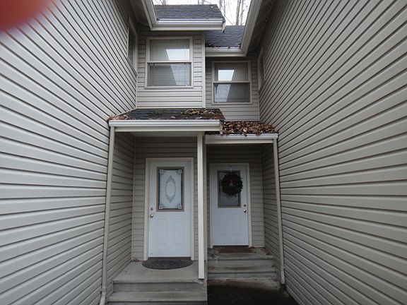 5th image of 1811 E Maryland St
