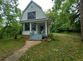 124 Spring St, Darlington, WI 53530