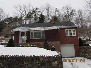 9 Pine Tree Rd, Lock Haven, PA 17745