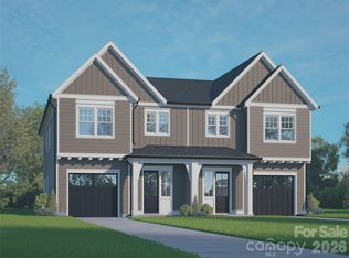 3926 Sarah Dr, Charlotte, NC 28217