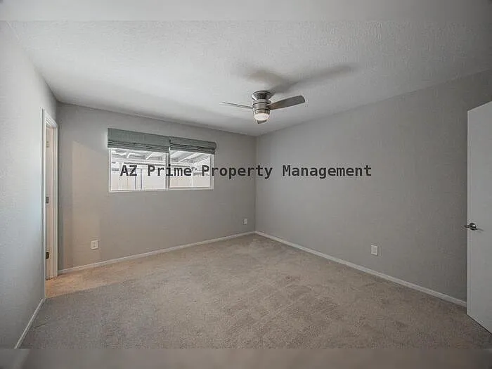 1218 E Carter Dr — Photo 15