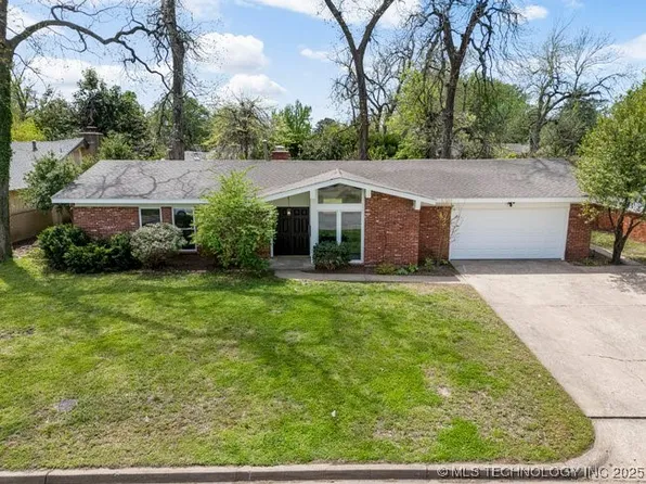 1612 E 56th Pl, Tulsa, OK 74105