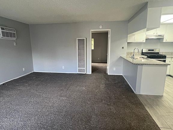 5th image of 212 S Ohio St APT 7