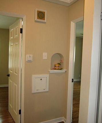 5th image of 9132 Arvin Pl