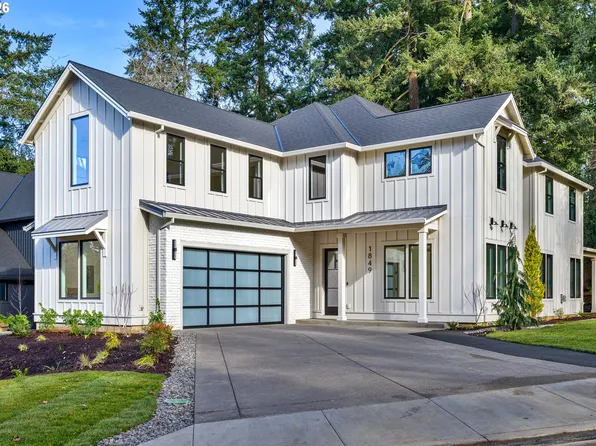 1849 Cloverleaf Rd, Lake Oswego, OR 97034