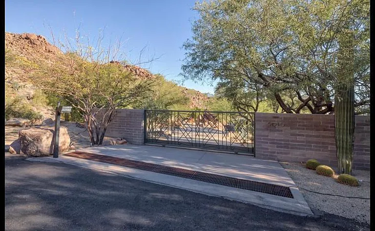 6010 E Cholla Ln — Photo 19