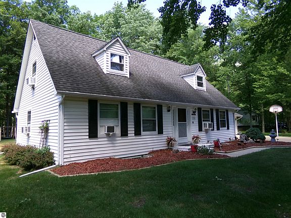 2nd image of 2341 E Cherrywood Dr
