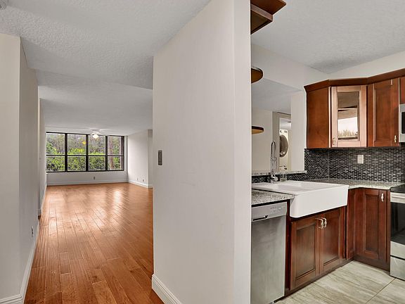 3rd image of 2660 Carambola Circle N #203