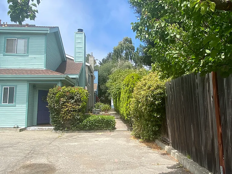 Drive way