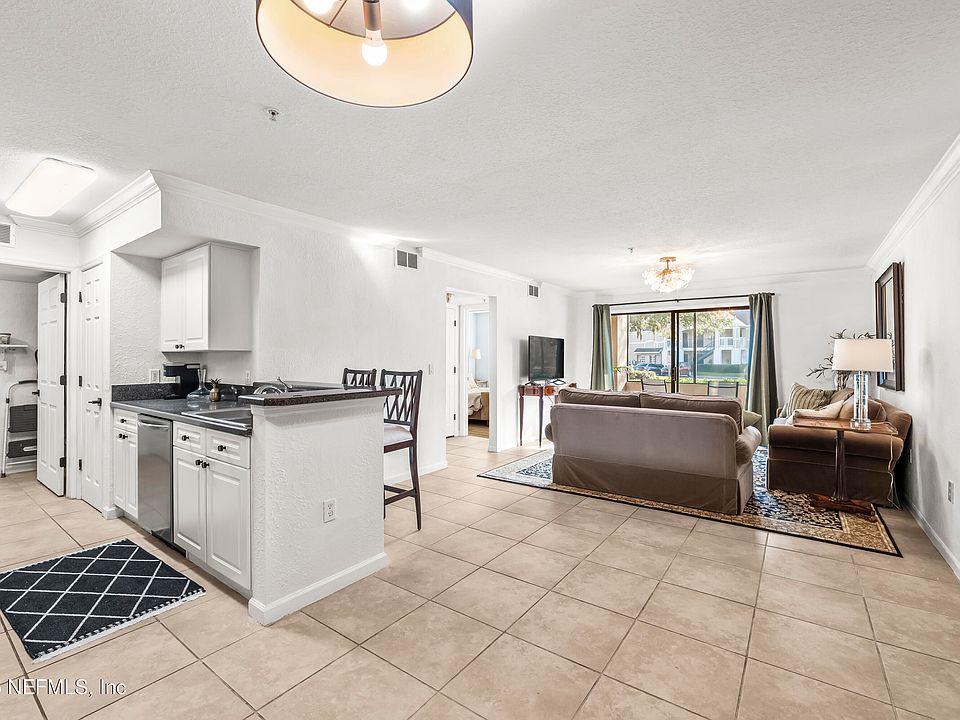 1st image of 800 BOARDWALK Drive #615