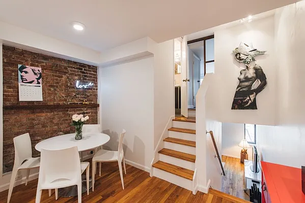 Sold by Harmonycity Corp. | media 26