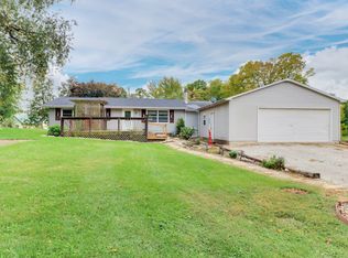 316 Washington St, Hopedale, IL 61747