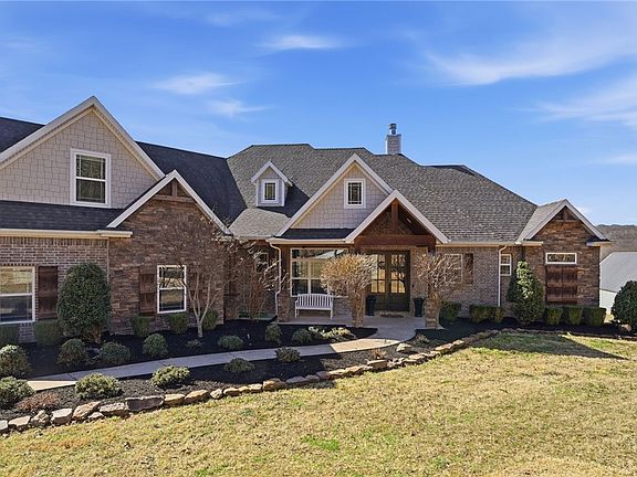 4th image of 2413 E Autumn View Dr
