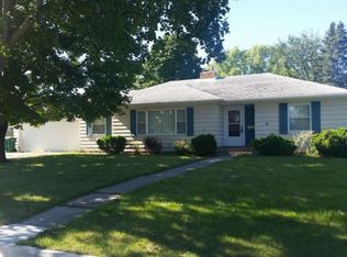 210 Ridge Rd, Albert Lea, MN 56007