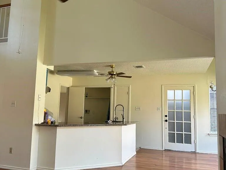 8623 Beechcrest St — Photo 14