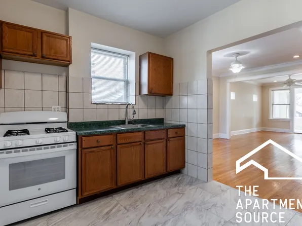 1102 N Central Ave #2, Chicago, IL 60651