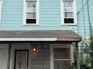 2422 W Water St, Mahanoy Plane, PA 17949