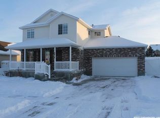 6619 W Valley Oak Dr, West Jordan, UT 84081