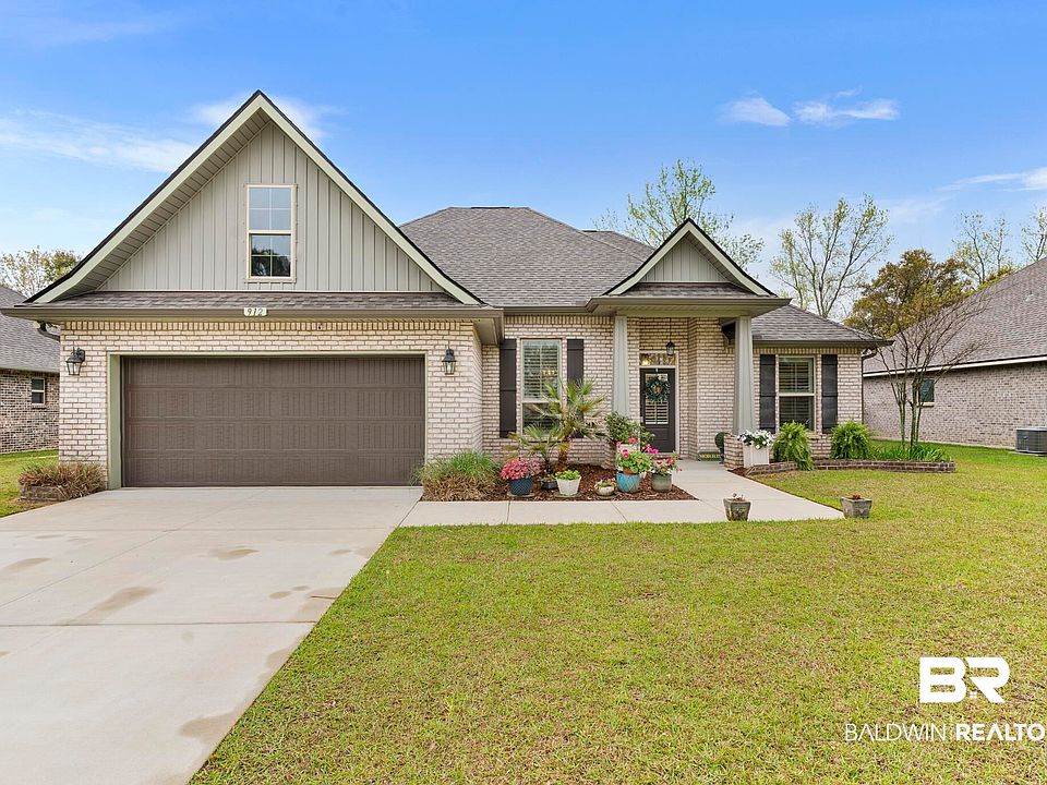 1st image of 912 Dalton Cir