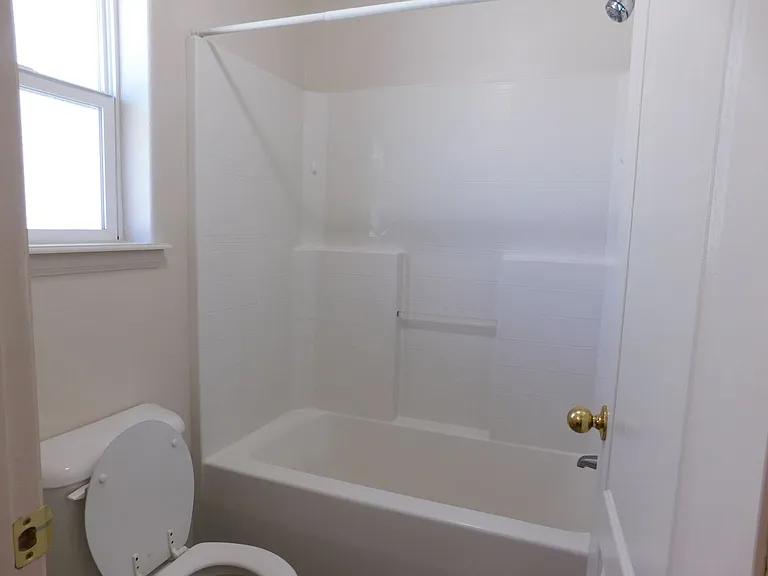 2986 1/2 Redbud Ct — Photo 10