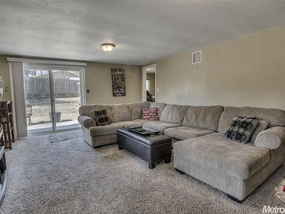 5th image of 5425 Valparaiso Cir