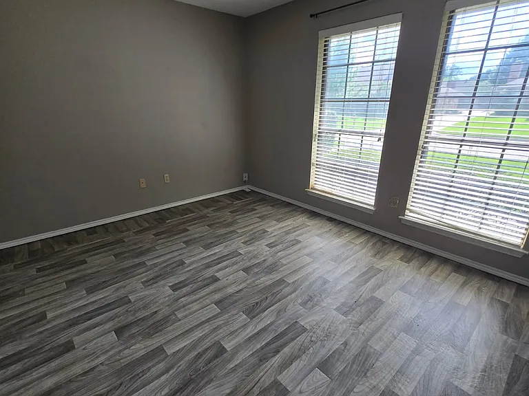 5221 Wild Horse Ct — Photo 8