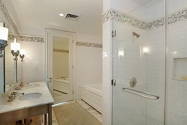 Sold by Corcoran | media 13