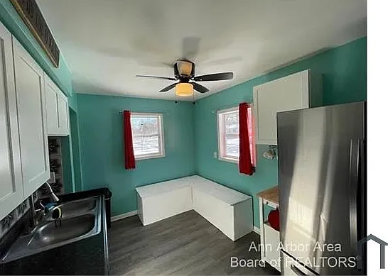 1135 Lexington Pkwy — Photo 7