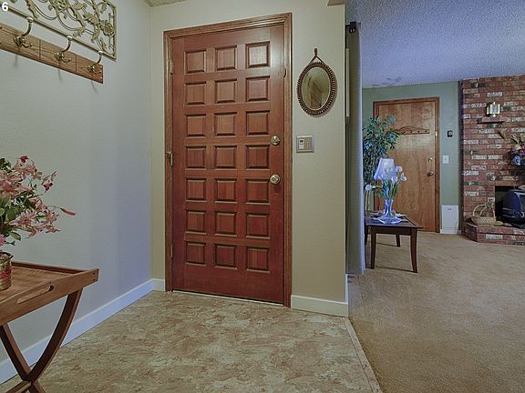 4th image of 15002 NE 47th St
