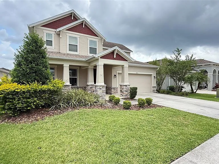 32612 Harmony Oaks Dr — Photo 2