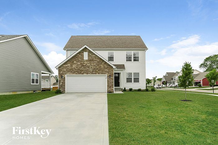 1st image of 800 Wallace Dr