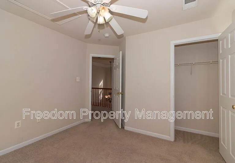 6758 Sutton Oaks Way — Photo 24