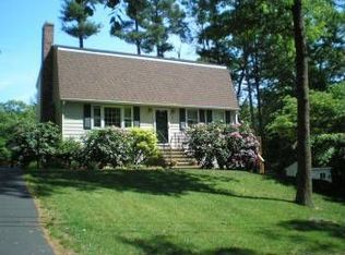 24 Auburn Ave, Wilmington, MA 01887