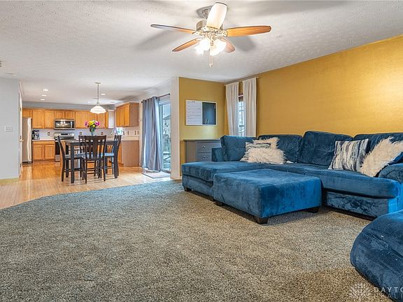 5th image of 1366 Kelly Marie Ct