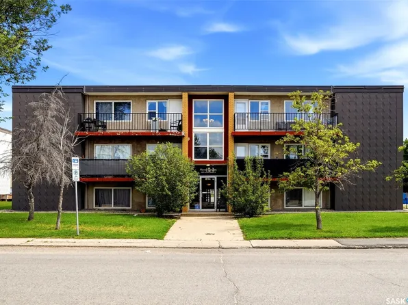 405 Lorne Street N #6, Regina, SK S4R 3B2