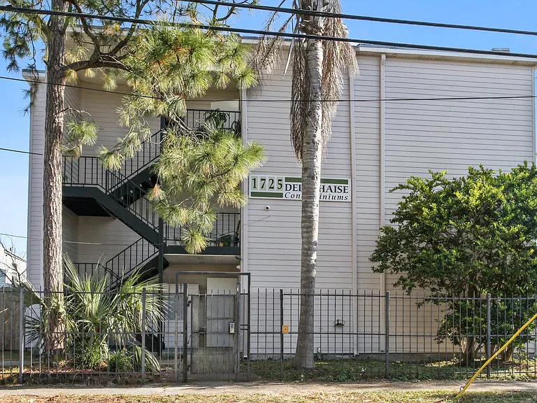 1725 Delachaise St #103 — Photo 3