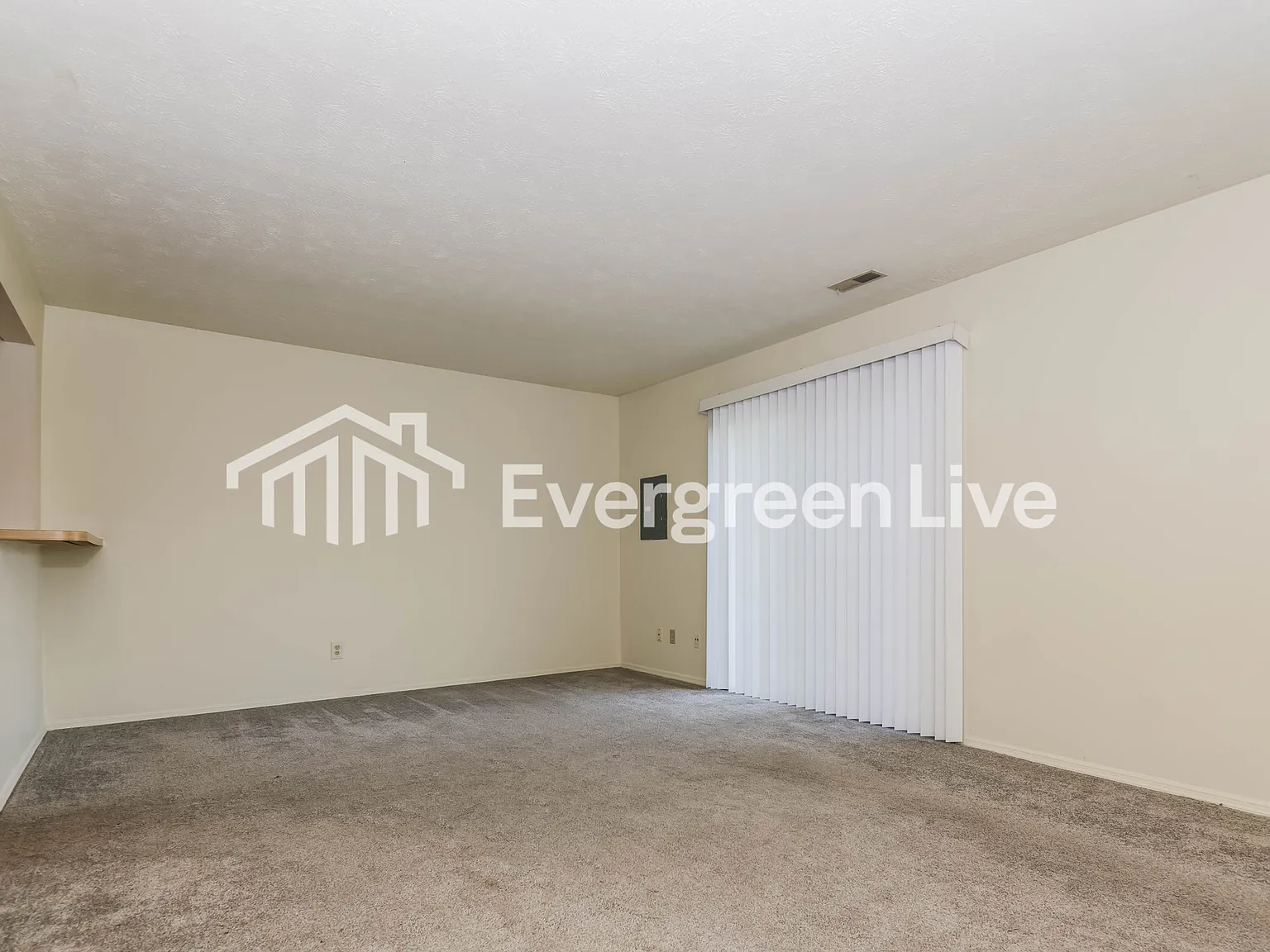 2 bed, 2.5 bath, 1232 sqft, $1,245 — Photo 3