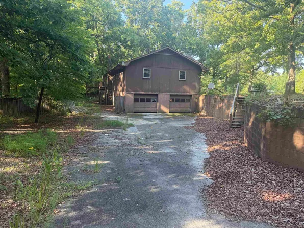 310 Ponderosa Dr, Tuscumbia, AL 35674