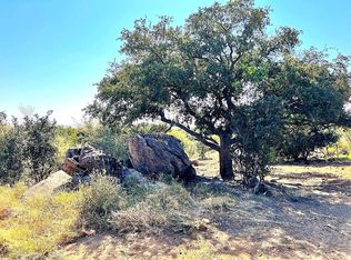 209 S River Park Dr, Llano, TX 78643