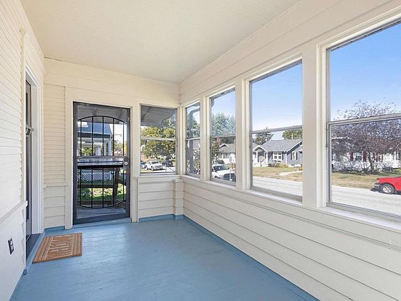 4th image of 501 E 29th Pl