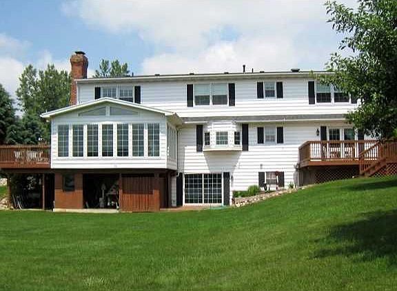 4th image of 10017 Oak Island Dr