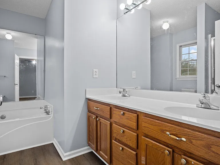 6818 Salem Quarter Rd — Photo 22