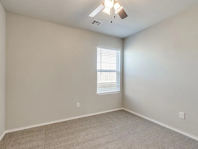 626 Audrey Dr — Photo 17