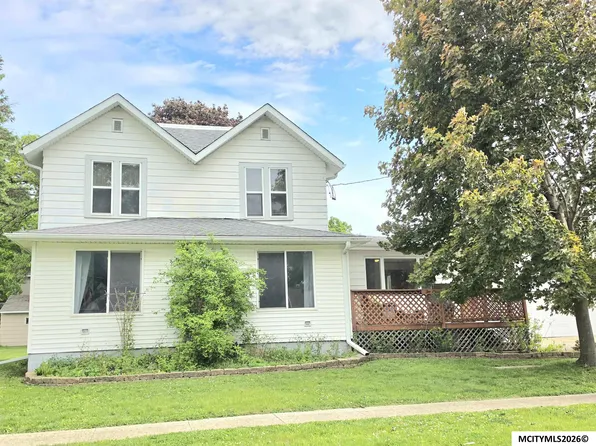 204 1st St NE, Nora Springs, IA 50458