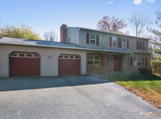 4 Lauren Ln, Sussex, NJ 07461