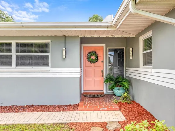 10464 127th Ave, Largo, FL 33773