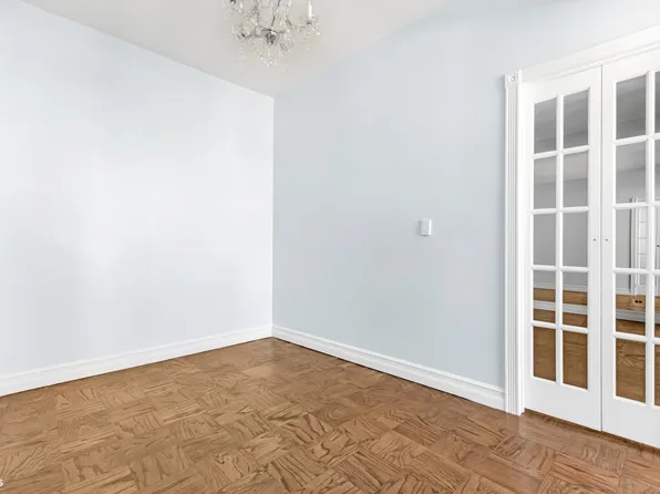 58 West 58th Street image 9 of 18