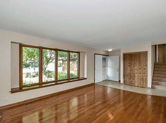 3rd image of 8319 163rd St