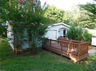 5506 Bridgeway Dr, Greensboro, NC 27406