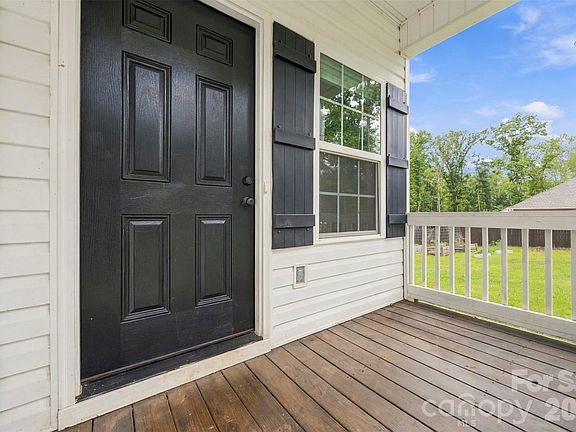 4th image of 2467 Tart Rd
